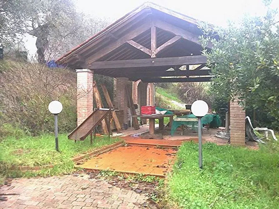 Immagine 11 di Casa colonica in vendita  a Montopoli In Val D'arno