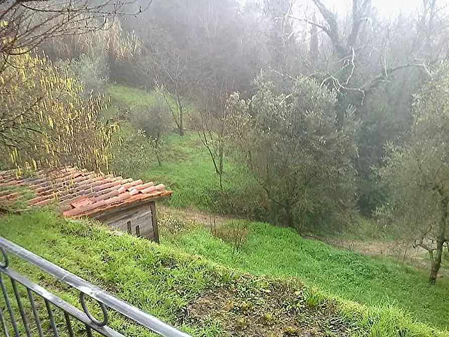 Immagine 10 di Casa colonica in vendita  a Montopoli In Val D'arno