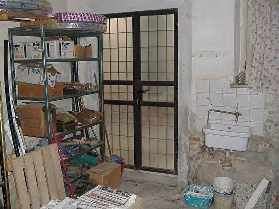 Immagine 4 di Laboratorio in affitto  a Pisa