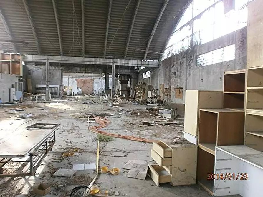 Immagine 1 di Capannone industriale in vendita  a Vicopisano