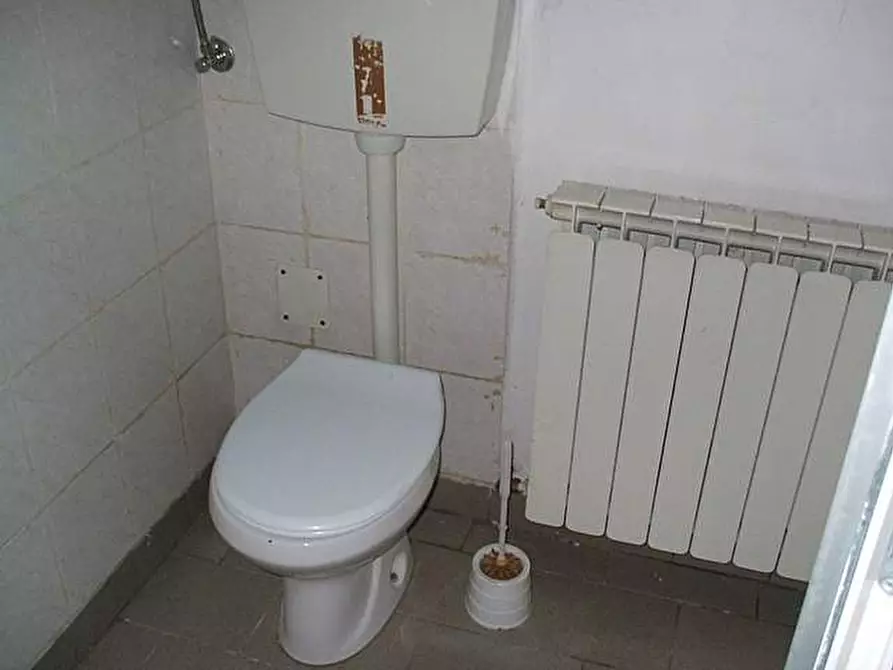 Immagine 4 di Locale commerciale in vendita  a Pisa