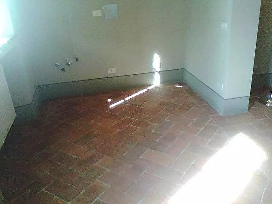 Immagine 11 di Appartamento in affitto  a Cascina