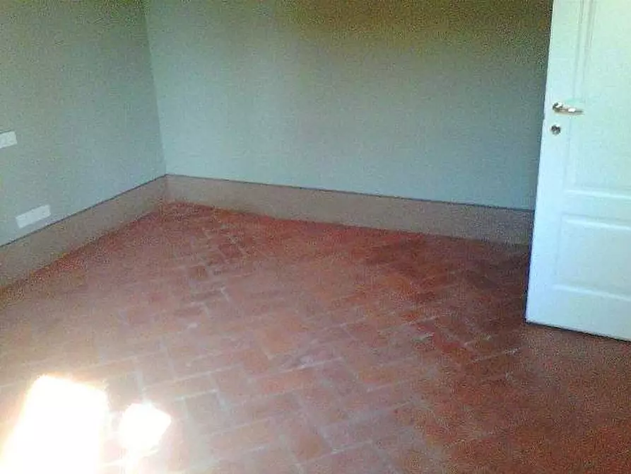 Immagine 14 di Appartamento in affitto  a Cascina