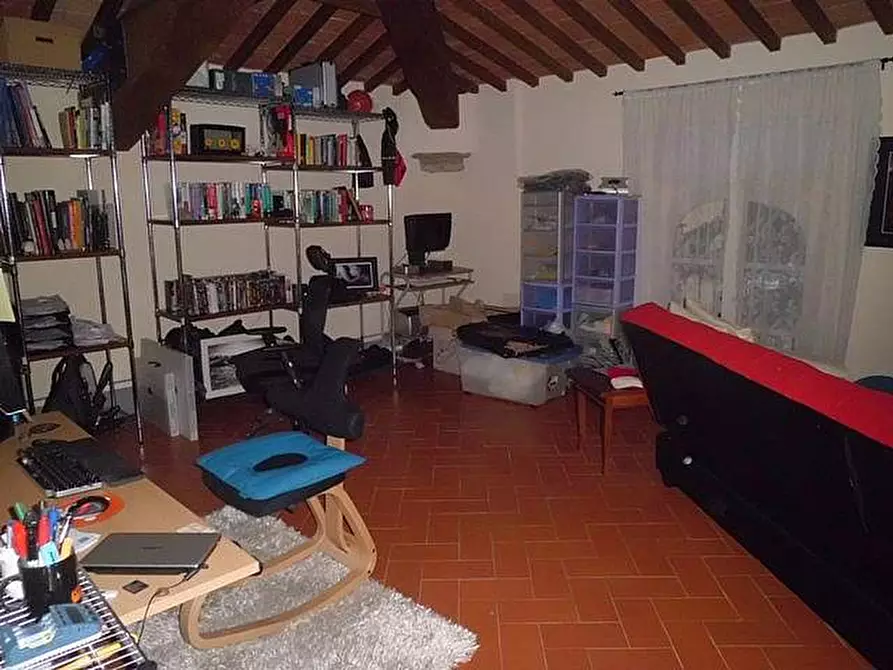 Immagine 1 di Appartamento in affitto  a Calci
