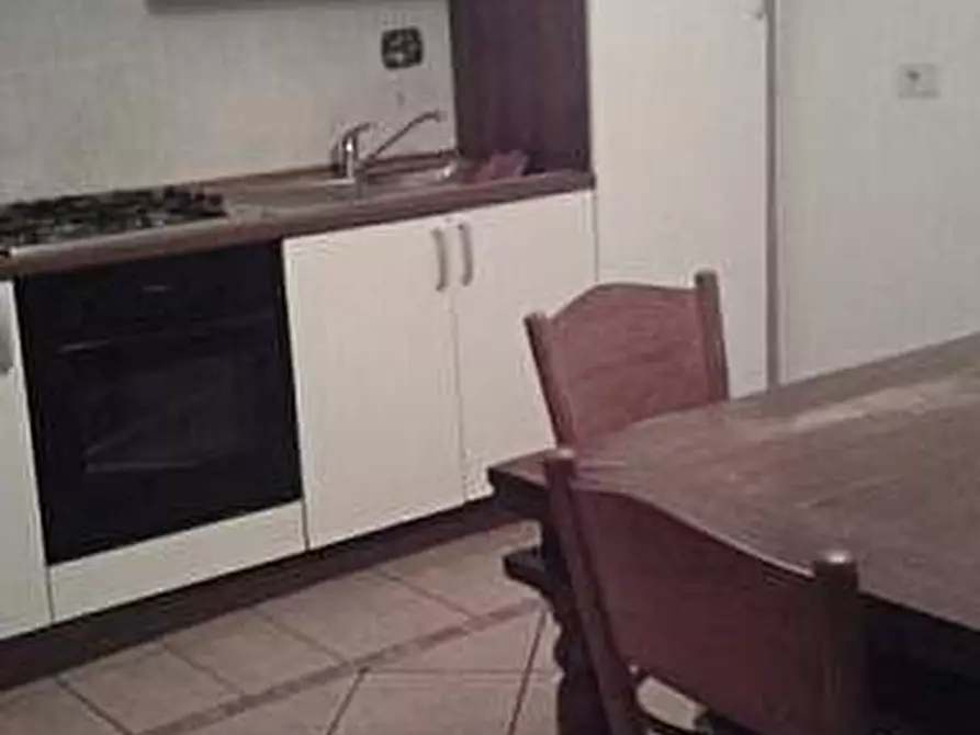 Immagine 12 di Appartamento in affitto  a Vicopisano