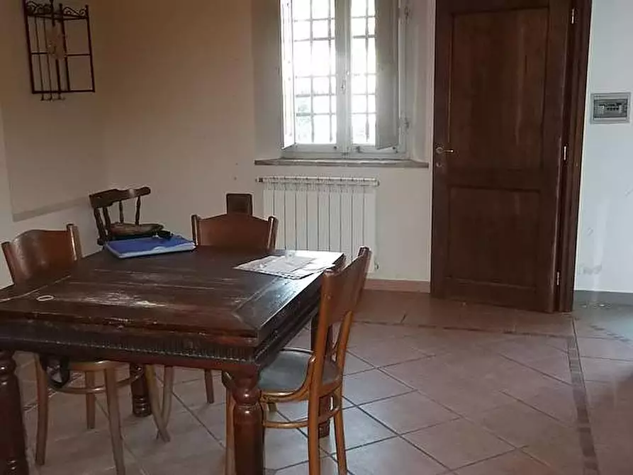 Immagine 5 di Appartamento in affitto  a Vicopisano