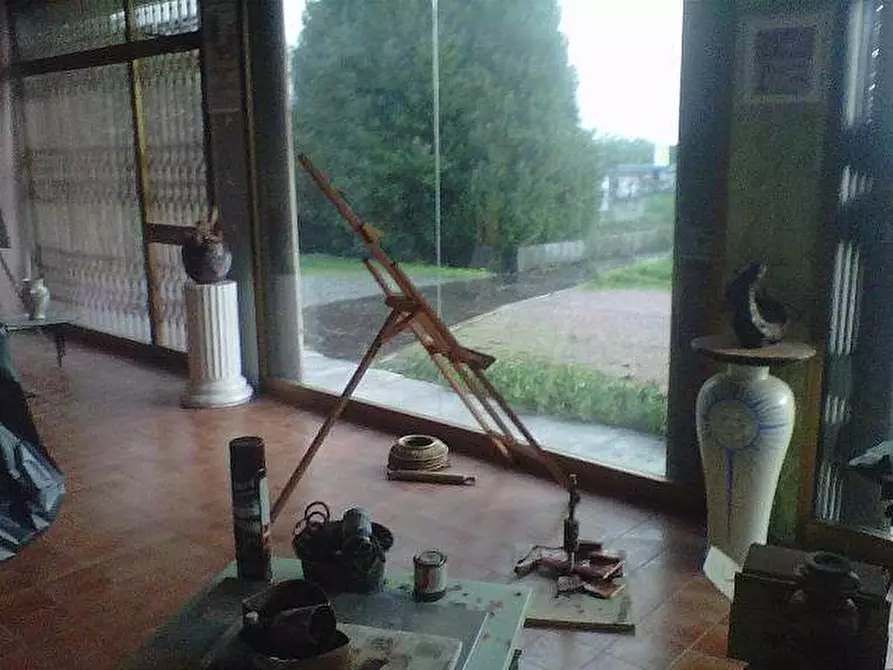 Immagine 2 di Locale commerciale in affitto  a Vicopisano