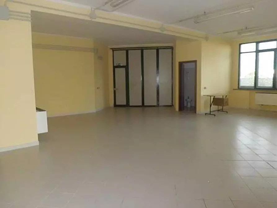 Immagine 7 di Laboratorio in affitto  a Pisa