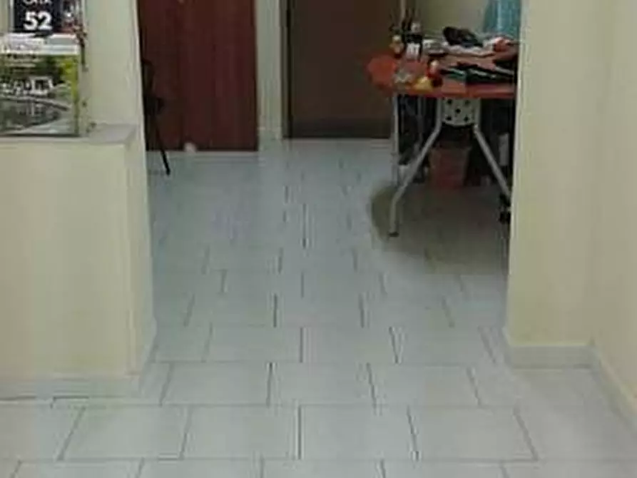 Immagine 10 di Locale commerciale in affitto  a Pisa