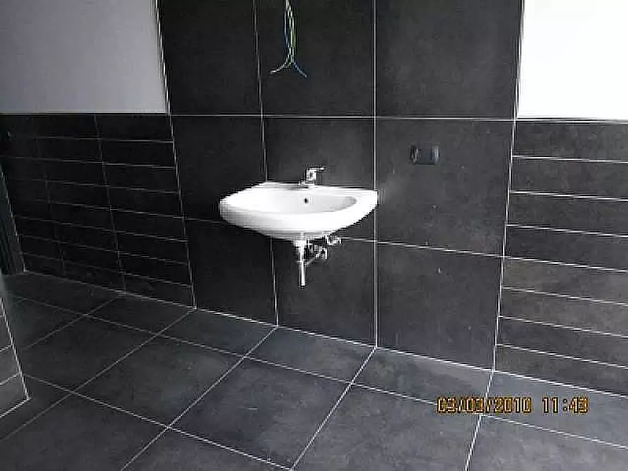 Immagine 8 di Ufficio in vendita  a Pisa