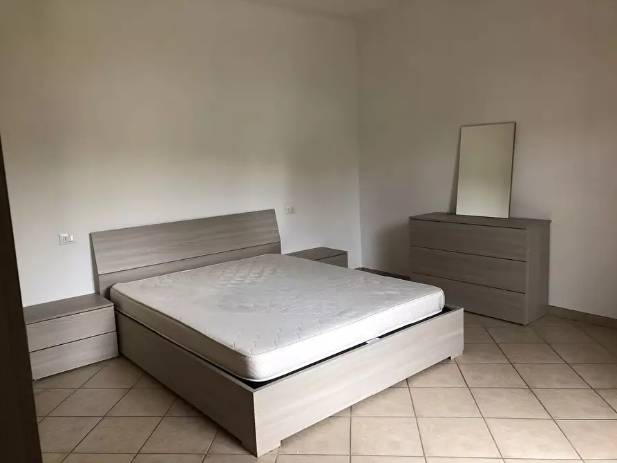 Immagine 6 di Appartamento in affitto  a Pontedera