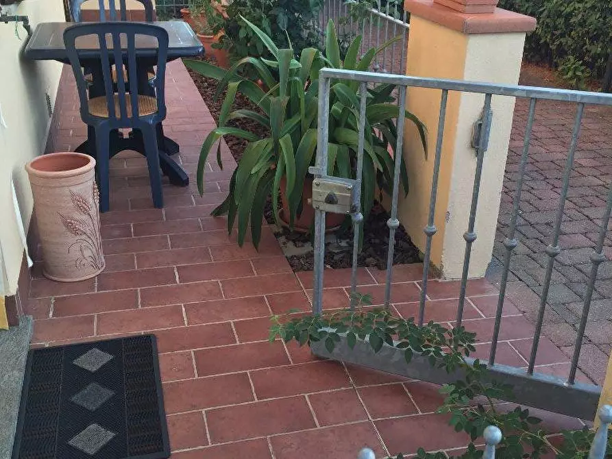 Immagine 10 di Appartamento in affitto  a Pontedera