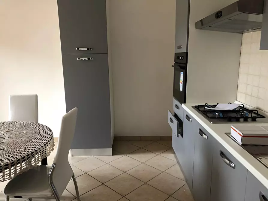 Immagine 3 di Appartamento in affitto  a Pontedera