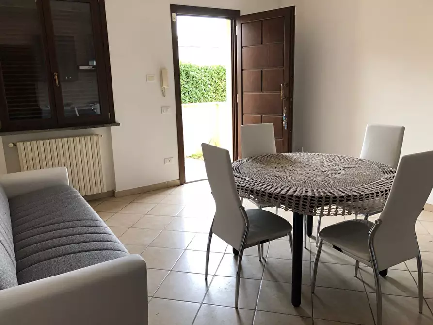 Immagine 4 di Appartamento in affitto  a Pontedera