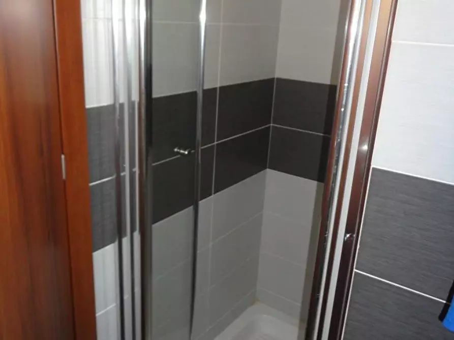 Immagine 13 di Appartamento in vendita  a Carrara