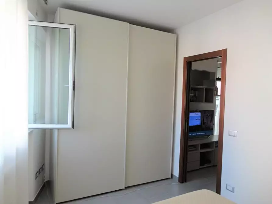 Immagine 11 di Appartamento in vendita  a Carrara