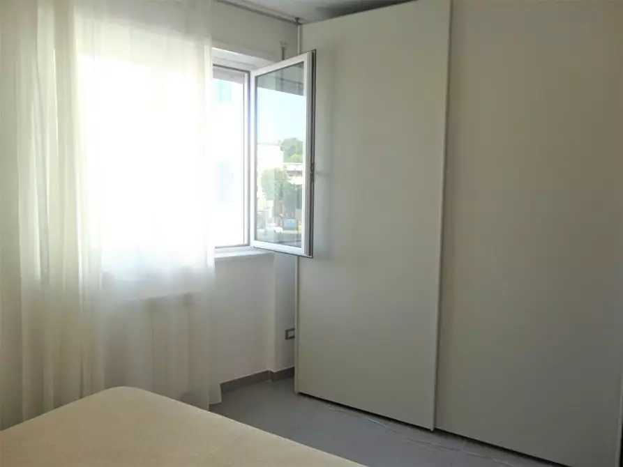 Immagine 4 di Appartamento in vendita  a Carrara