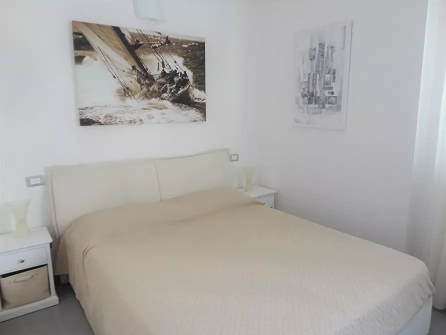 Immagine 5 di Appartamento in vendita  a Carrara