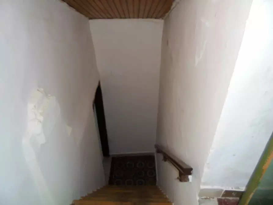 Immagine 6 di Porzione di casa in vendita  a Massa