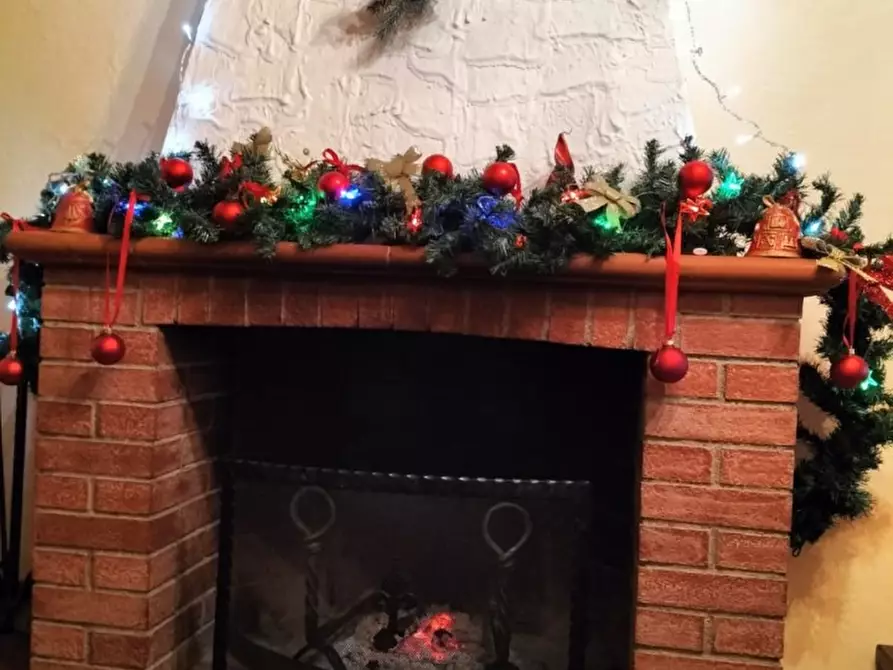 Immagine 16 di Villa in vendita  a Carrara