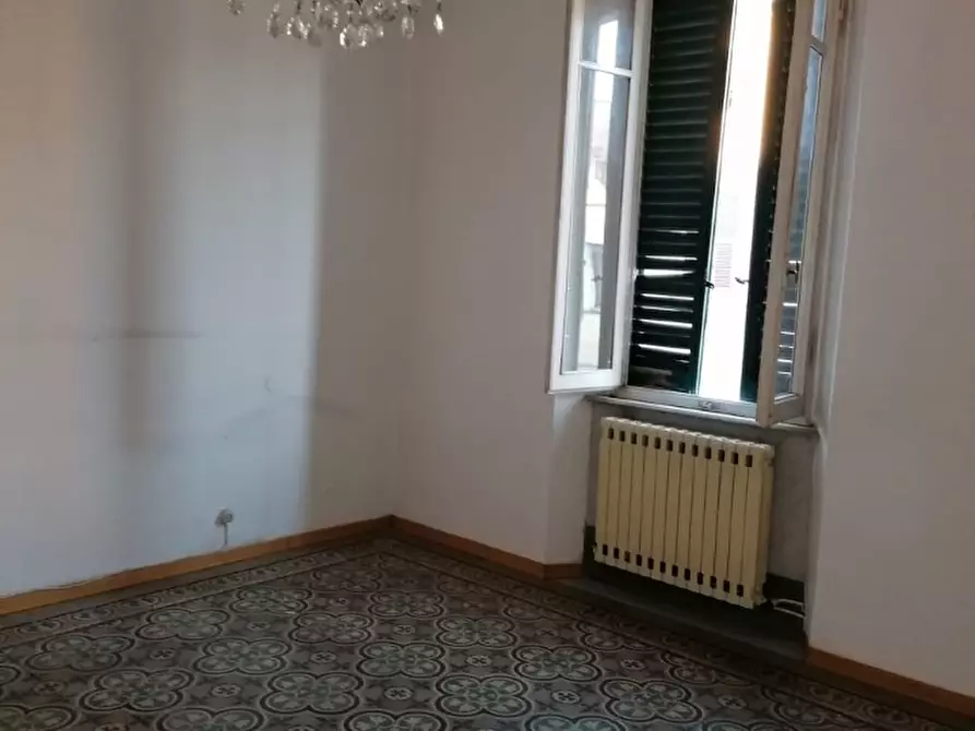 Immagine 5 di Appartamento in vendita  a Carrara