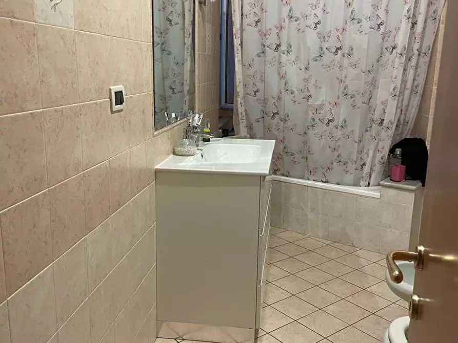 Immagine 4 di Appartamento in vendita  a Carrara