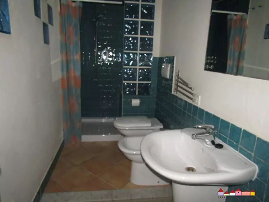 Immagine 4 di Appartamento in vendita  a Carrara