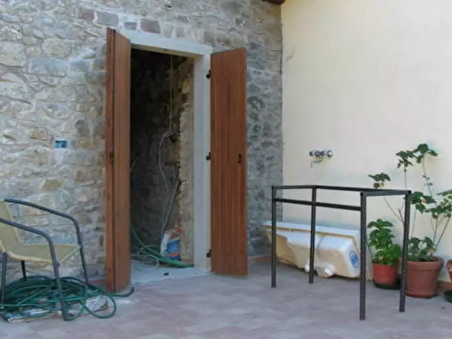 Immagine 7 di Villa in vendita  a Fivizzano