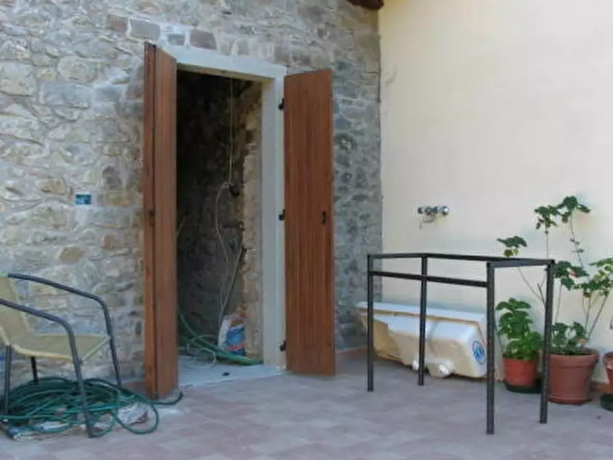 Immagine 18 di Villa in vendita  a Fivizzano