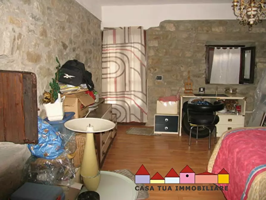 Immagine 19 di Villa in vendita  a Fivizzano