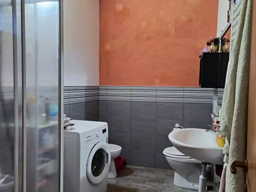 Immagine 8 di Appartamento in vendita  a Carrara