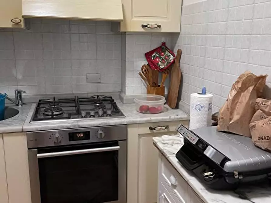 Immagine 3 di Casa semindipendente in vendita  a Carrara