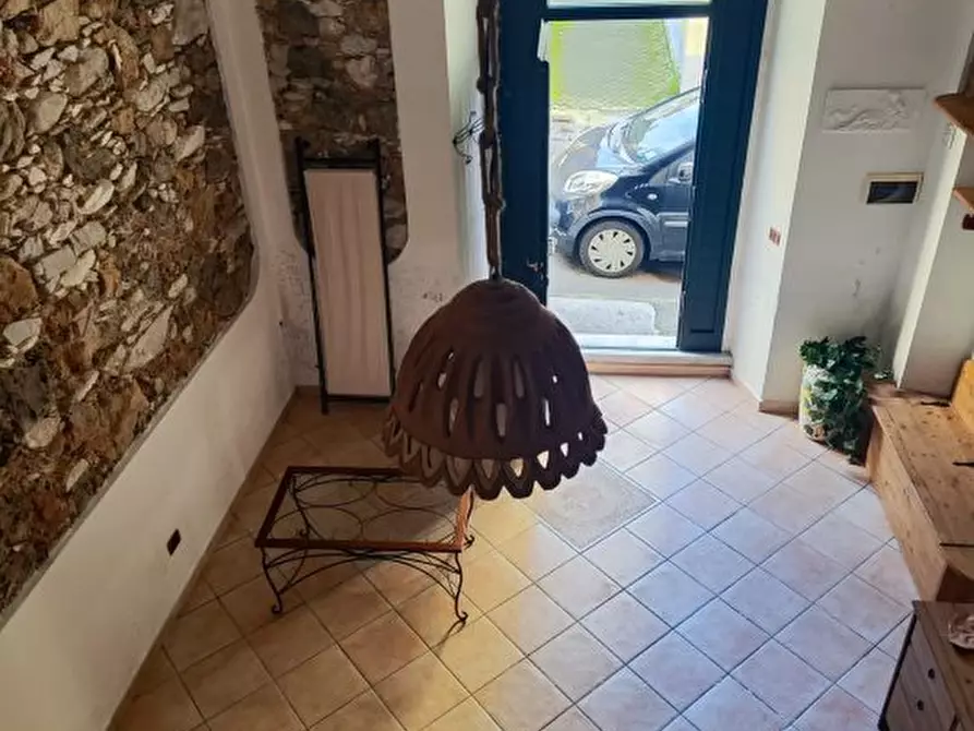 Immagine 7 di Appartamento in vendita  a Carrara