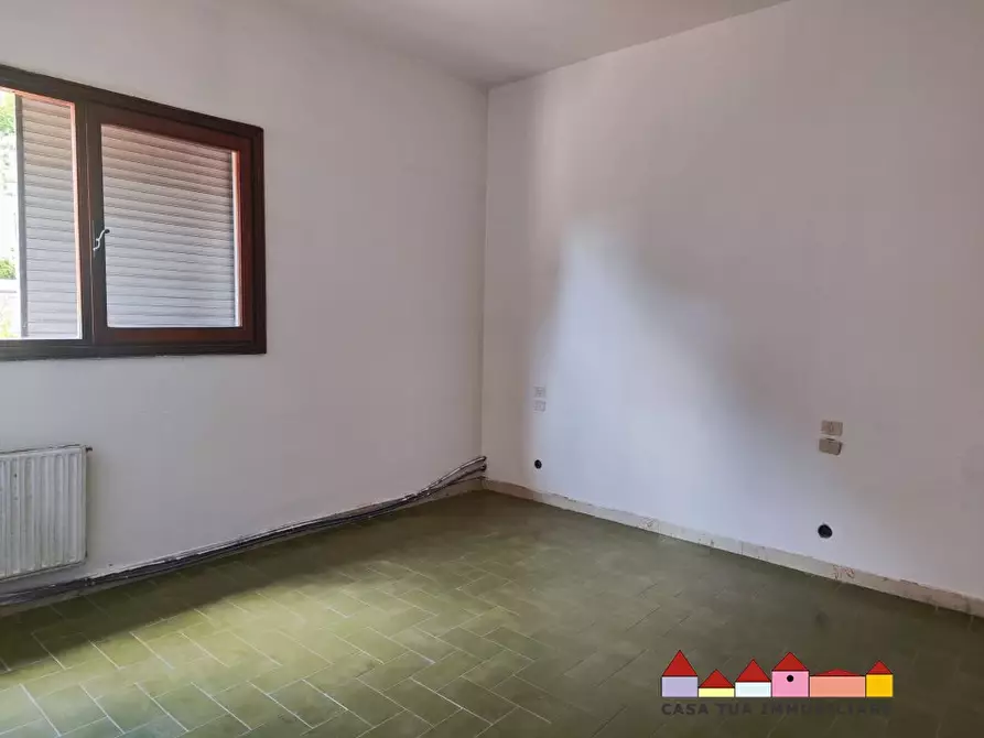 Immagine 7 di Appartamento in vendita  a Carrara