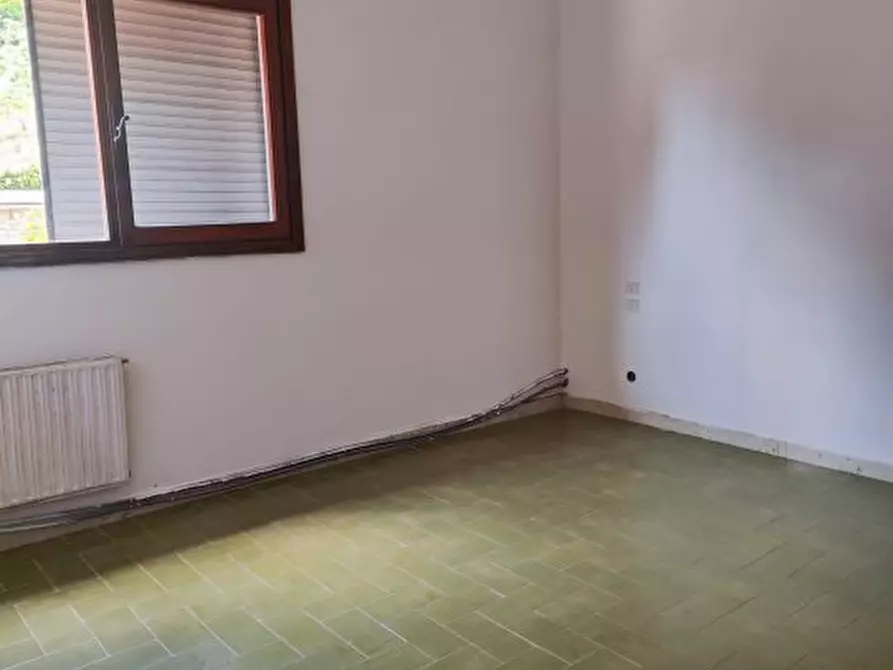 Immagine 8 di Appartamento in vendita  a Carrara