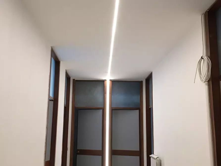 Immagine 3 di Appartamento in affitto  a Carrara