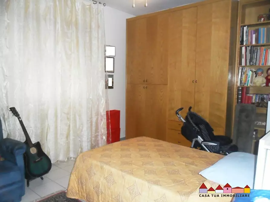 Immagine 12 di Appartamento in vendita  a Carrara