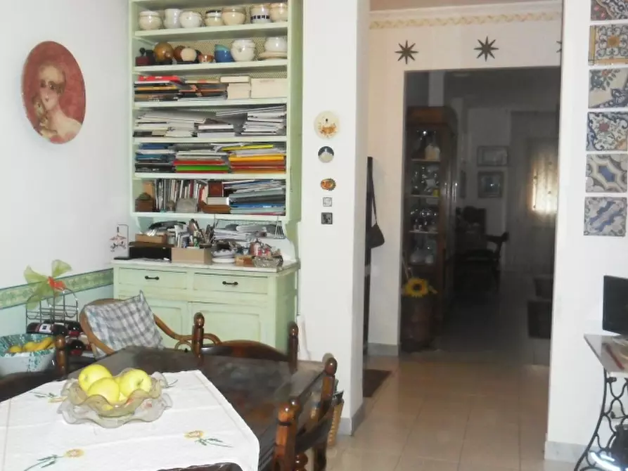 Immagine 4 di Appartamento in vendita  a Carrara