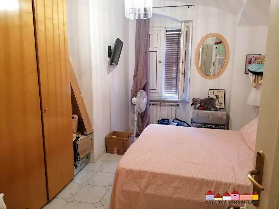 Immagine 4 di Appartamento in vendita  a Carrara