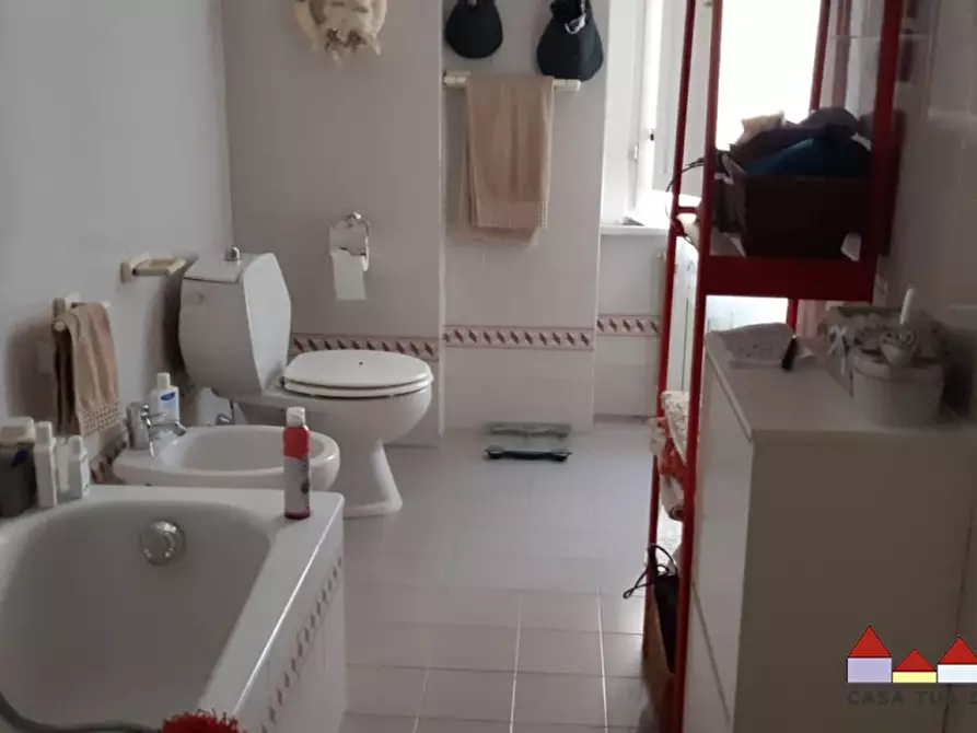 Immagine 13 di Appartamento in vendita  a Carrara