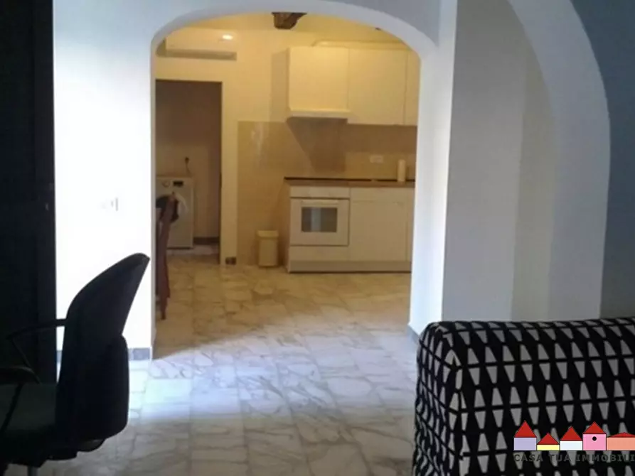 Immagine 6 di Appartamento in vendita  a Carrara