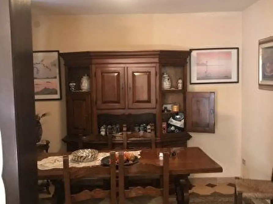 Immagine 10 di Casa semindipendente in vendita  a Massa