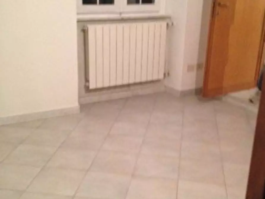 Immagine 7 di Appartamento in vendita  a Carrara