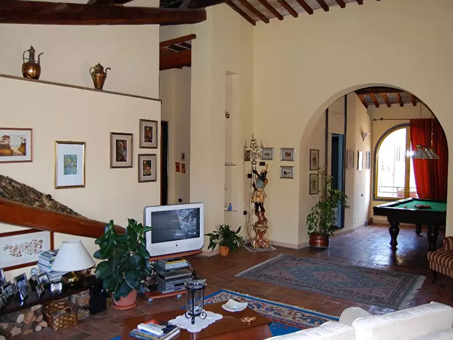 Immagine 2 di Mansarda in vendita  a Calci