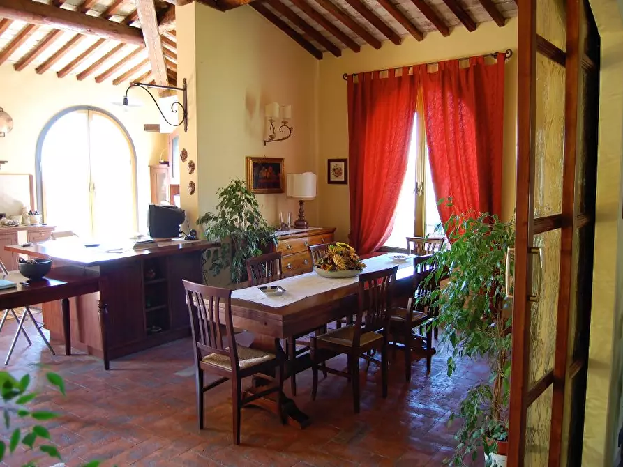 Immagine 1 di Mansarda in vendita  a Calci