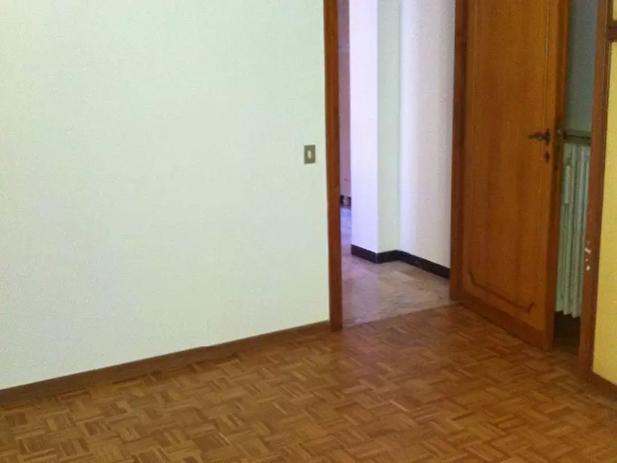 Immagine 9 di Appartamento in affitto  a Pisa