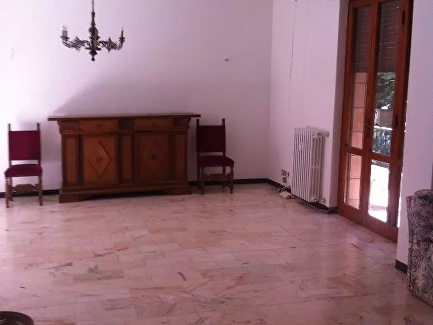 Immagine 17 di Appartamento in affitto  a Pisa