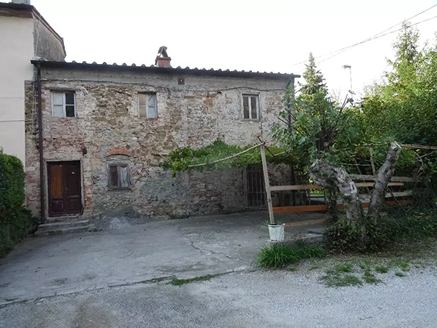 Immagine 1 di Porzione di casa in vendita  a San Giuliano Terme