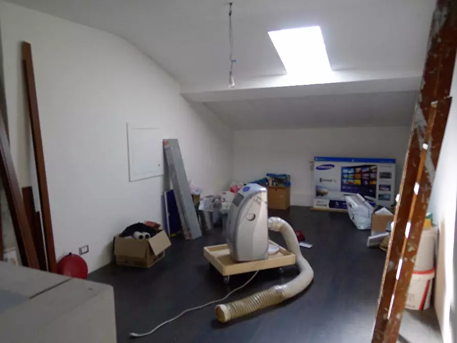 Immagine 13 di Appartamento in vendita  a Cascina