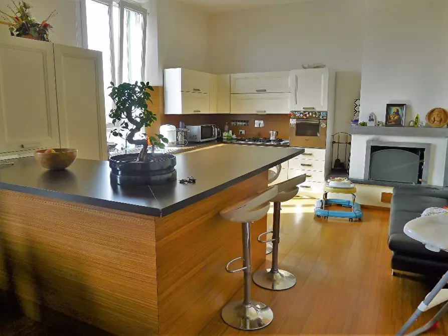 Immagine 16 di Appartamento in vendita  a Cascina